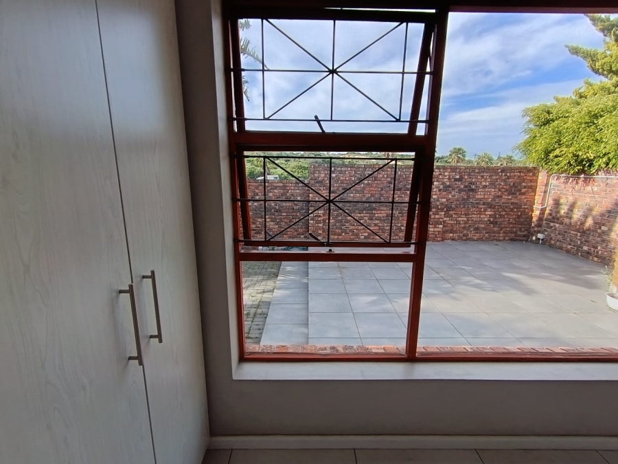 3 Bedroom Property for Sale in Humewood Eastern Cape